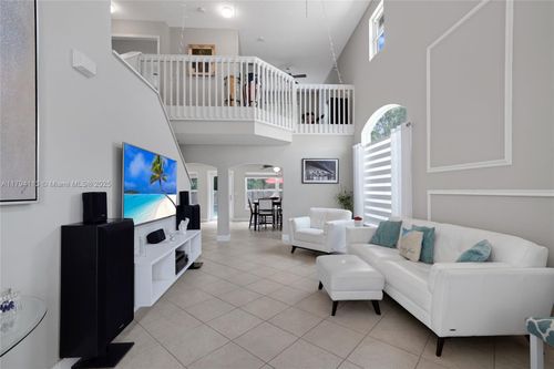 2093 Nw 208th Ter, Pembroke Pines, FL, 33029-2319 | Card Image