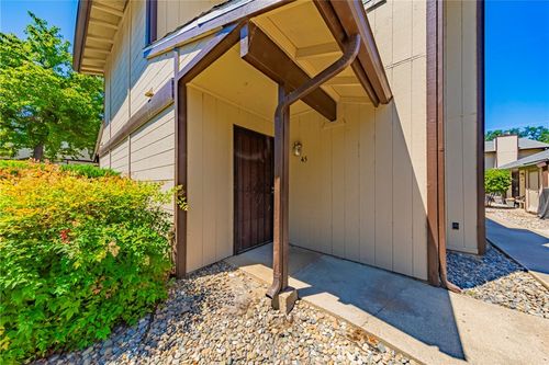 apt-45-49400 River Park Rd, Oakhurst, CA, 93644-9117 | Card Image