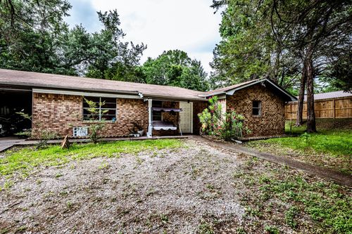 324 13th St, Huntsville, TX, 77340-5310 | Card Image