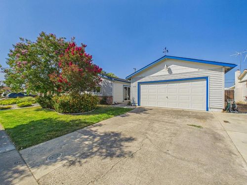 5771 W Walbrook Dr, San Jose, CA, 95129-4154 | Card Image