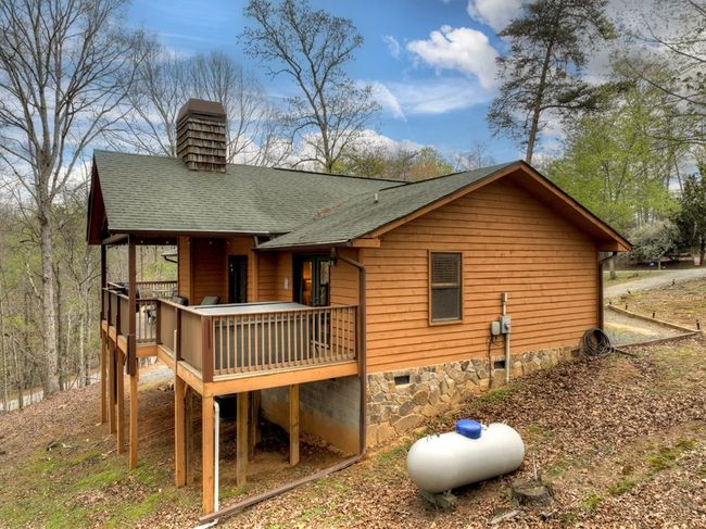 48 Logan Dr, Home with 3 bedrooms, 3 bathrooms and null parking in Mineral Bluff GA | Image 50