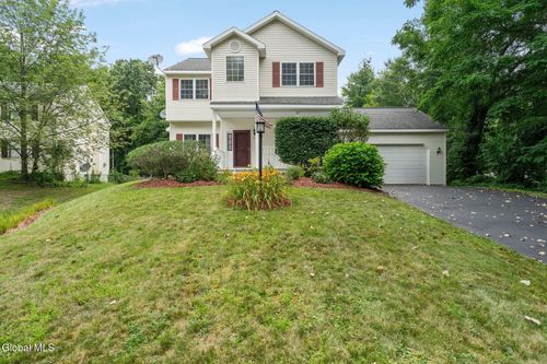 57 Willowbrook Ter, Halfmoon, NY, 12065-2647 | Card Image