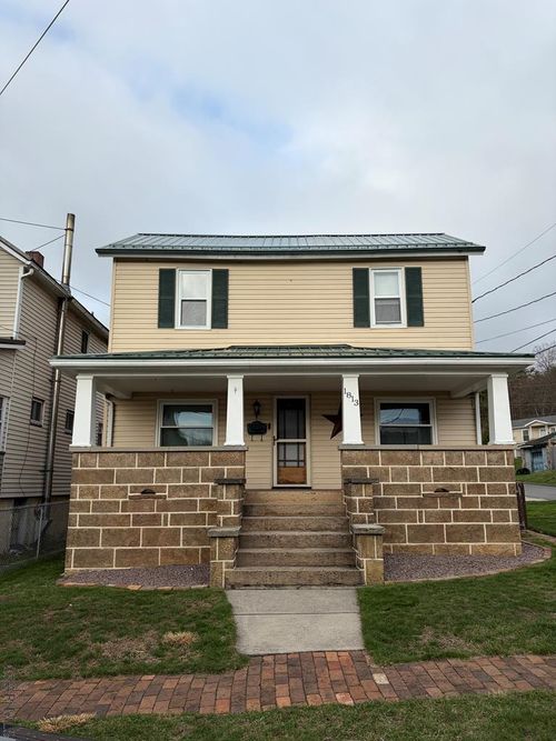 1813 Cambria Ave, Windber, PA, 15963-1922 | Card Image