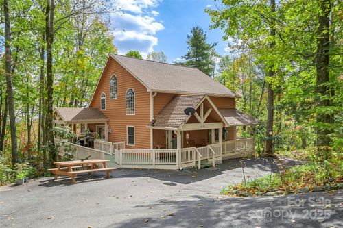 6151 Hemlock Ln, Newland, NC, 28657 | Card Image