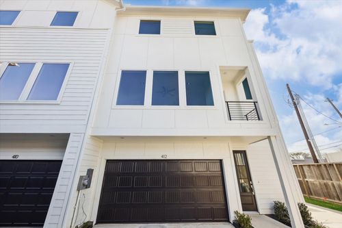 412 N Stiles St, Houston, TX, 77011-2148 | Card Image