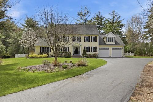 16 Sonia Dr, Middleboro, MA, 02346-3066 | Card Image