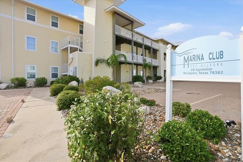 b2-28 Sandollar St, Rockport, TX, 78382-3770 | Card Image