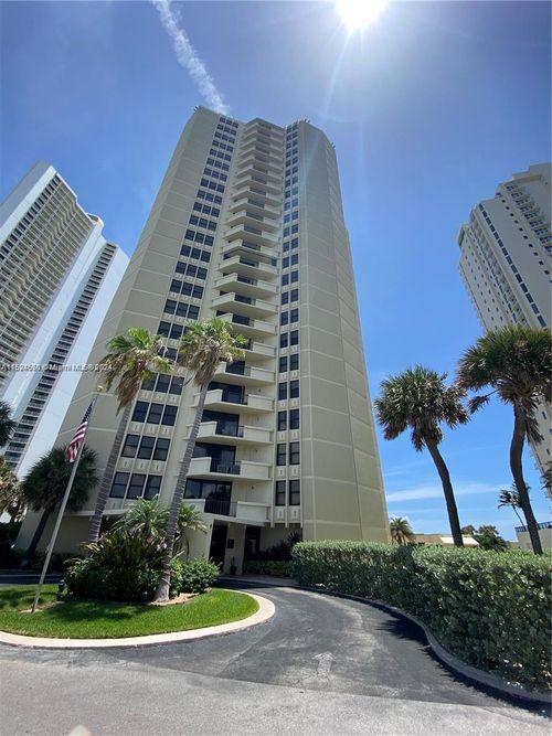 15c-2800 N Ocean Dr, Riviera Beach, FL, 33404-3297 | Card Image