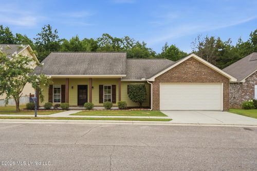 53 Caitlynn Cir, Hattiesburg, MS, 39402-7995 | Card Image
