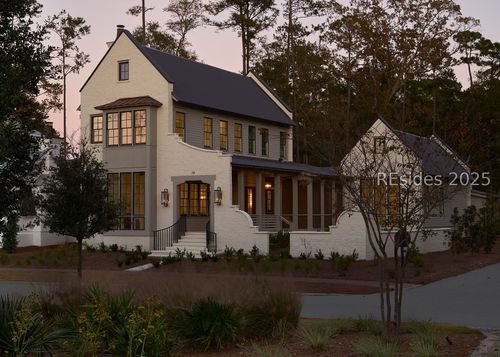 14 Lyonia St, Bluffton, SC, 29910-8069 | Card Image