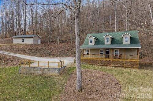 381 Hookers Gap Road, Candler, NC, 28715 | Card Image