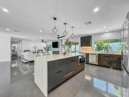 69360 Vera Dr, Cathedral City, CA, 92234-7071 | Card Image