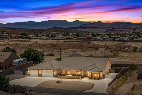 2125 Seneca St, Kingman, AZ, 86401-6511 | Card Image