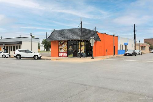 700 S Main St, McAllen, TX, 78501-5004 | Card Image