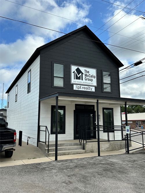 101 N Main St, Rhome, TX, 76078-4562 | Card Image