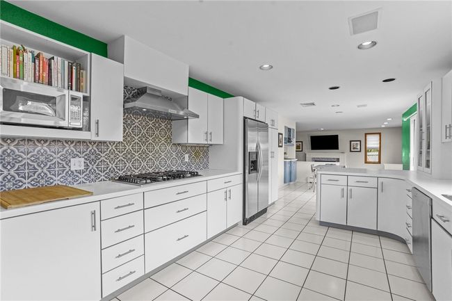 1 Overlook Dr, House other with 4 bedrooms, 3 bathrooms and 6 parking in Bristol RI | Image 8