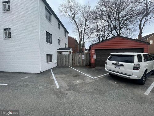 apt-3-4206 Washington Blvd, ARLINGTON, VA, 22201-4838 | Card Image