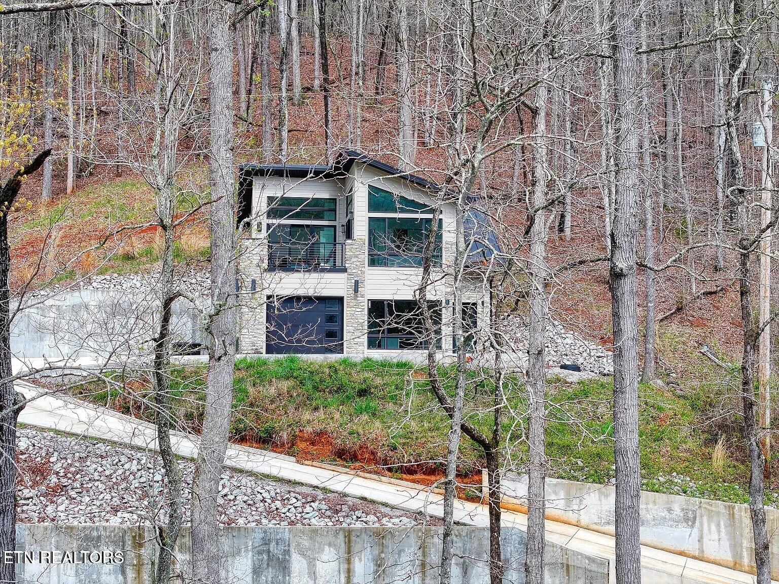 Residential in LaFollette