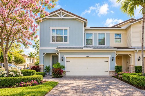 945 Banyan Dr, Hollywood, FL, 33021-2141 | Card Image