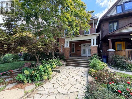 a-605 Indian Rd, Toronto, ON, M6P2C4 | Card Image