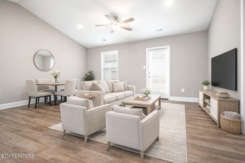 7316 Woodpecker Way, Knoxville, TN, 37921-2436 | Card Image