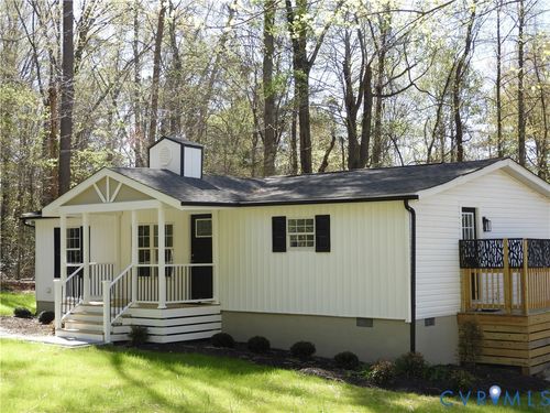 12120 Norway Rd, Ruther Glen, VA, 22546-3528 | Card Image