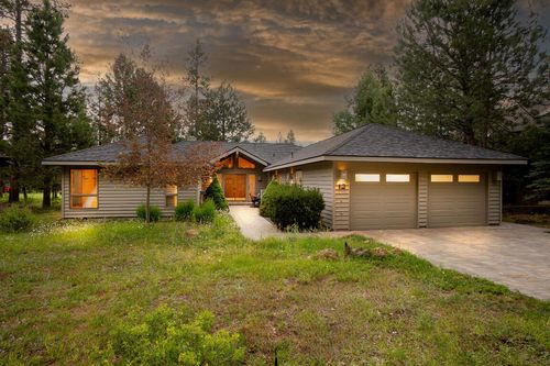 12-57716 Vine Maple Ln, Sunriver, OR, 97707-1911 | Card Image