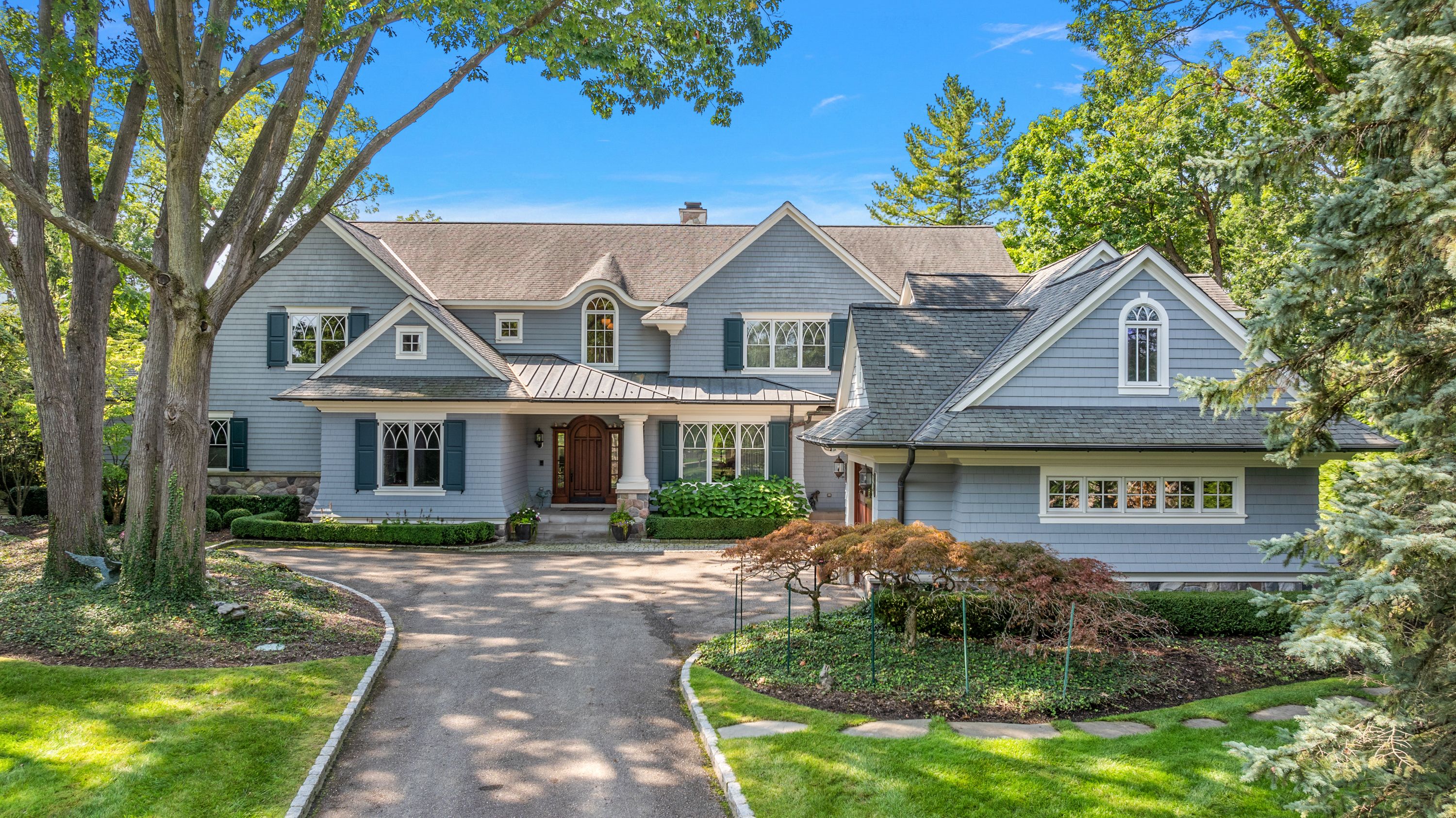 Circle Ct, Bloomfield Hills, MI 48302
