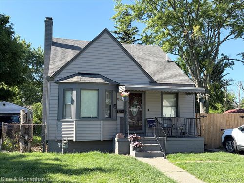 16100 Lappin St, Detroit, MI, 48205-2511 | Card Image