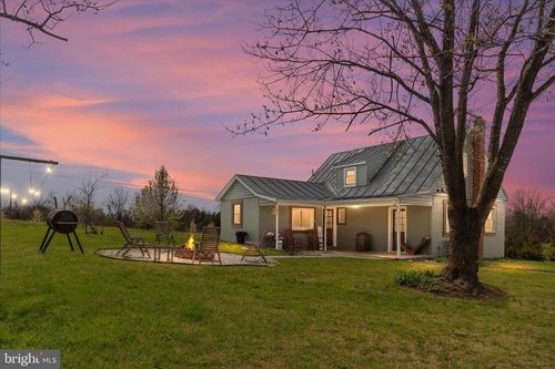 8735 Smith Creek Rd, NEW MARKET, VA, 22844-3511 | Card Image