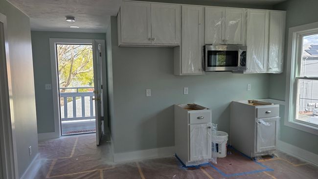 APT-2 - 20 Reeves St, Condo with 3 bedrooms, 1 bathrooms and 2 parking in Worcester MA | Image 29