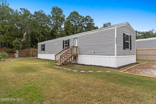 3664 Lakeview Dr Sw, Supply, NC, 28462-2623 | Card Image