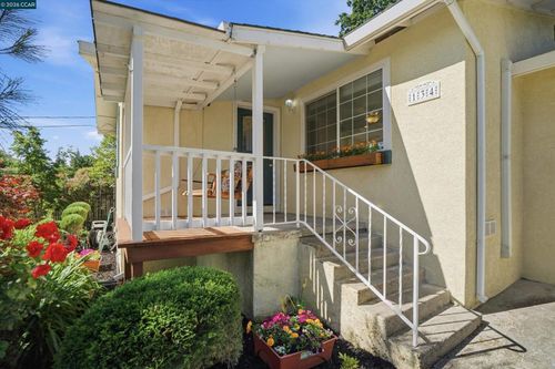 134 High St, Pacheco, CA, 94553-5528 | Card Image