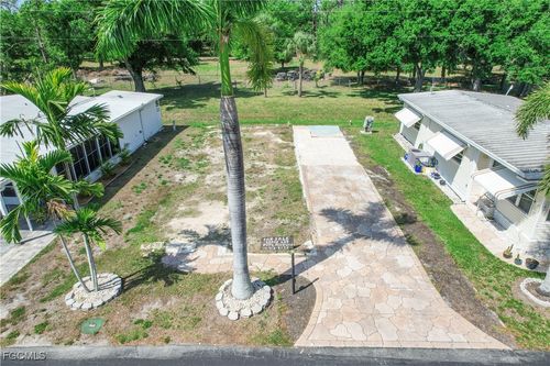 30 W Hampton Dr, Fort Myers, FL, 33908 | Card Image