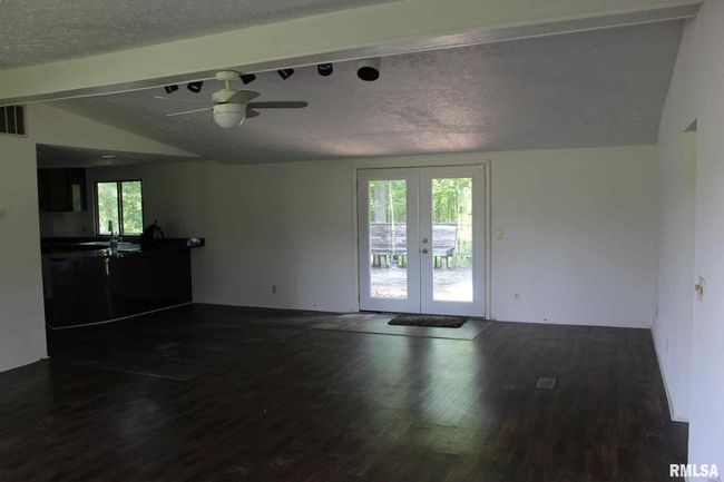 22488 N Mayflower Ln, House other with 3 bedrooms, 2 bathrooms and null parking in Dix IL | Image 48
