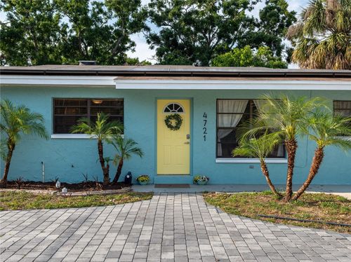 4721 W Iowa Ave, Tampa, FL, 33616-1055 | Card Image