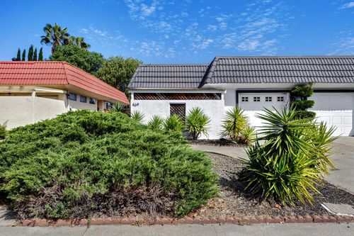 469 Glacier Dr, Martinez, CA, 94553-4954 | Card Image