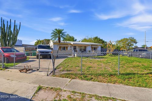 346 Crown Blvd, Melbourne, FL, 32901-8628 | Card Image