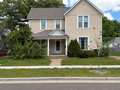2-934 Barland St, Eau Claire, WI, 54701-4167 | Card Image