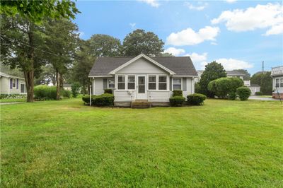 86 Winnapaug Road, House other with 2 bedrooms, 1 bathrooms and null parking in Westerly RI | Image 3