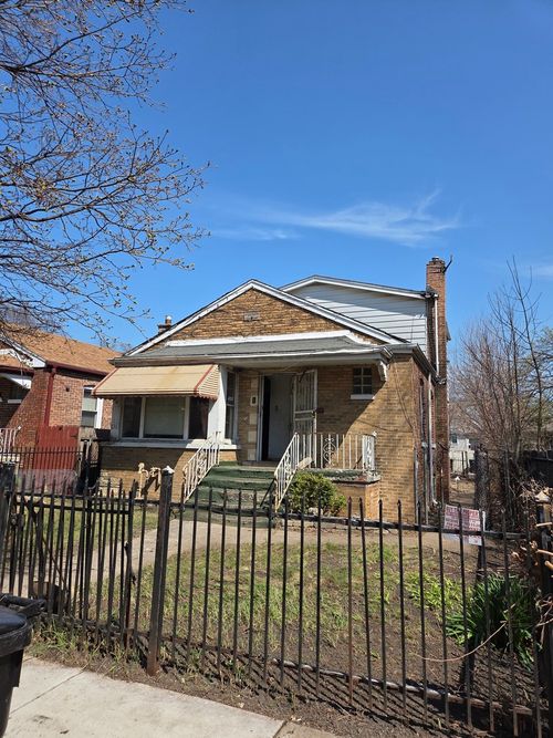 10511 S Yates Ave, CHICAGO, IL, 60617-6156 | Card Image