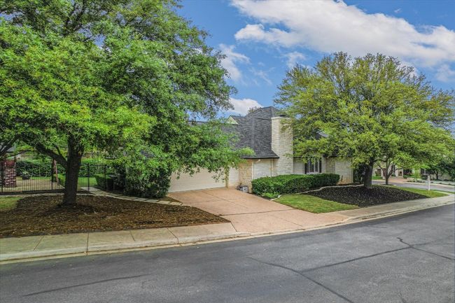 9001 Thickwoods, House other with 4 bedrooms, 5 bathrooms and 2 parking in Austin TX | Image 33