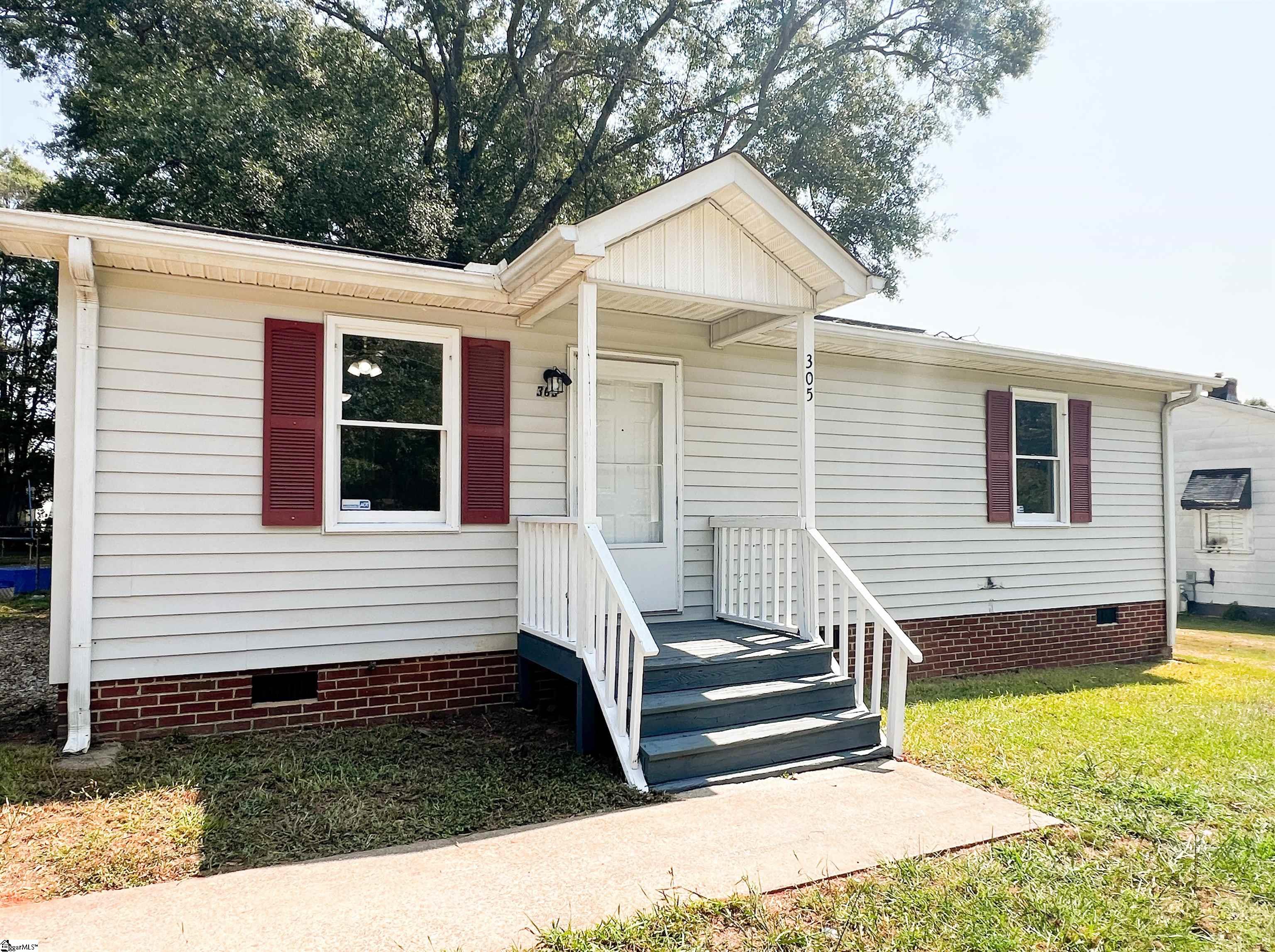 Harvey Rd, Greer, SC 29651