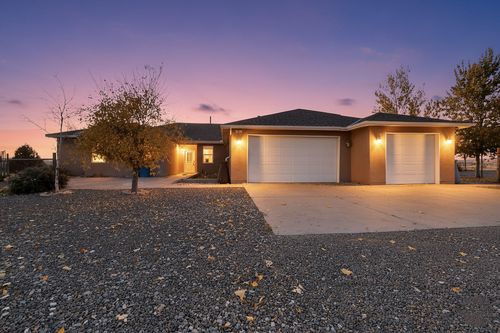 3 Evening Star Ct, Edgewood, NM, 87015-8600 | Card Image