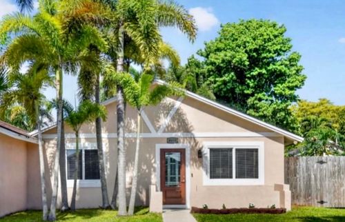 8699 Uranus Terrace, West Palm Beach, FL, 33403 | Card Image