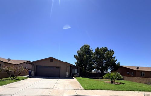 2783 W 29th Ln, Yuma, AZ, 85364-5896 | Card Image