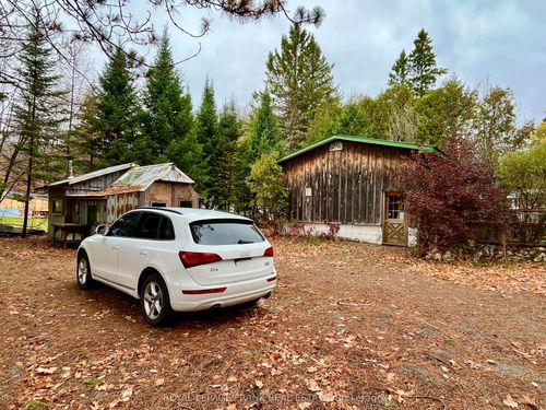 4 Jackson Rd, Bancroft, ON, K0L1C0 | Card Image