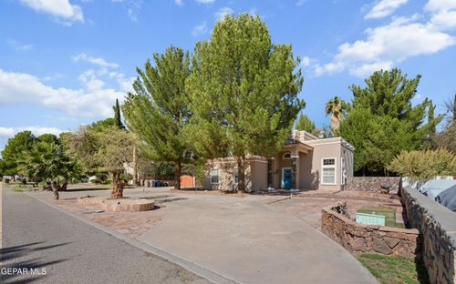 448 Rio Estancia Dr, El Paso, TX, 79932-2323 | Card Image