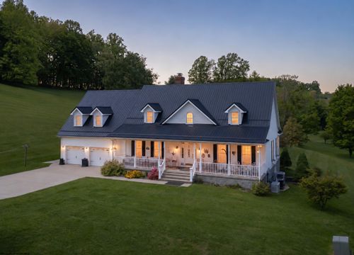 71 Foxmoor Rd, Belington, WV, 26250-7875 | Card Image