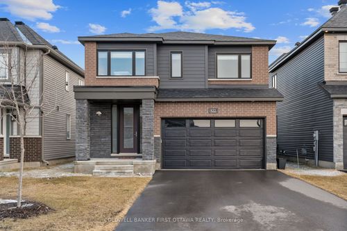 522 Anchor Cir, Manotick, ON, K4M0N4 | Card Image